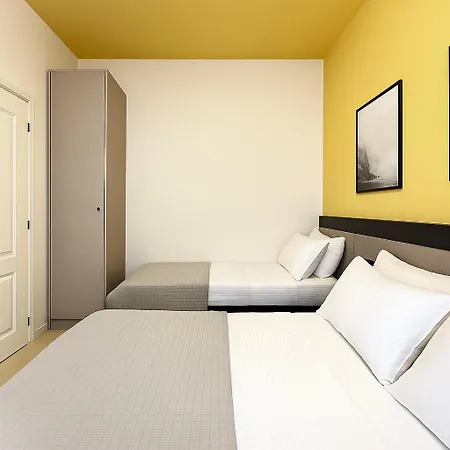 דירה Premium Riviera Apartment- Ac,parking,wifi,comfort גולם