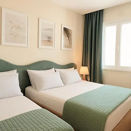 Lejlighed Premium Riviera Apartment- Ac,parking,wifi,comfort Golem (Tirana)