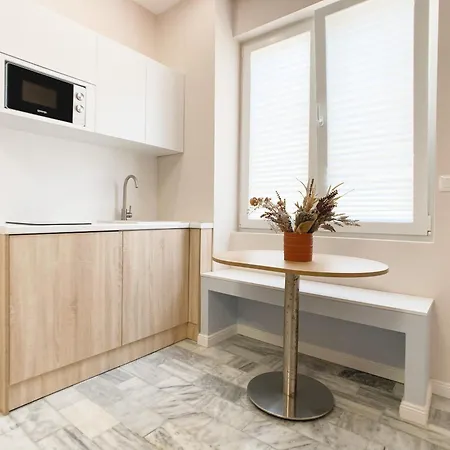 Premium Riviera Apartment- Ac,parking,wifi,comfort Lejlighed