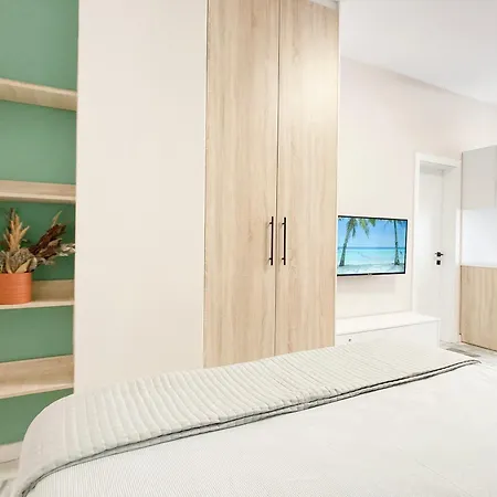 דירה Premium Riviera Apartment- Ac,parking,wifi,comfort גולם